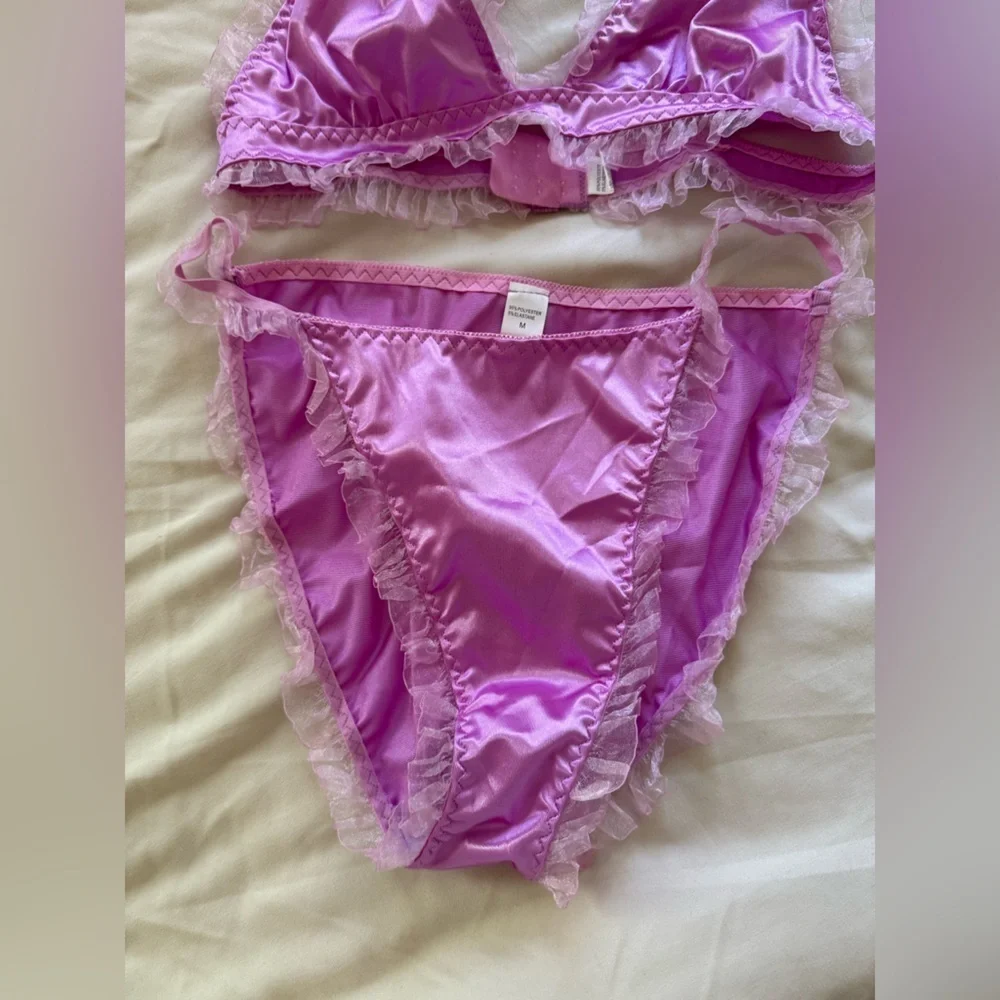 Pink Lace Trim Lingerie Set new no tags